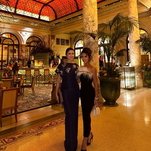 Stunning black/ivory Staud - Nellie feather-trimmed midi dress😍 - Picture 3 of 13